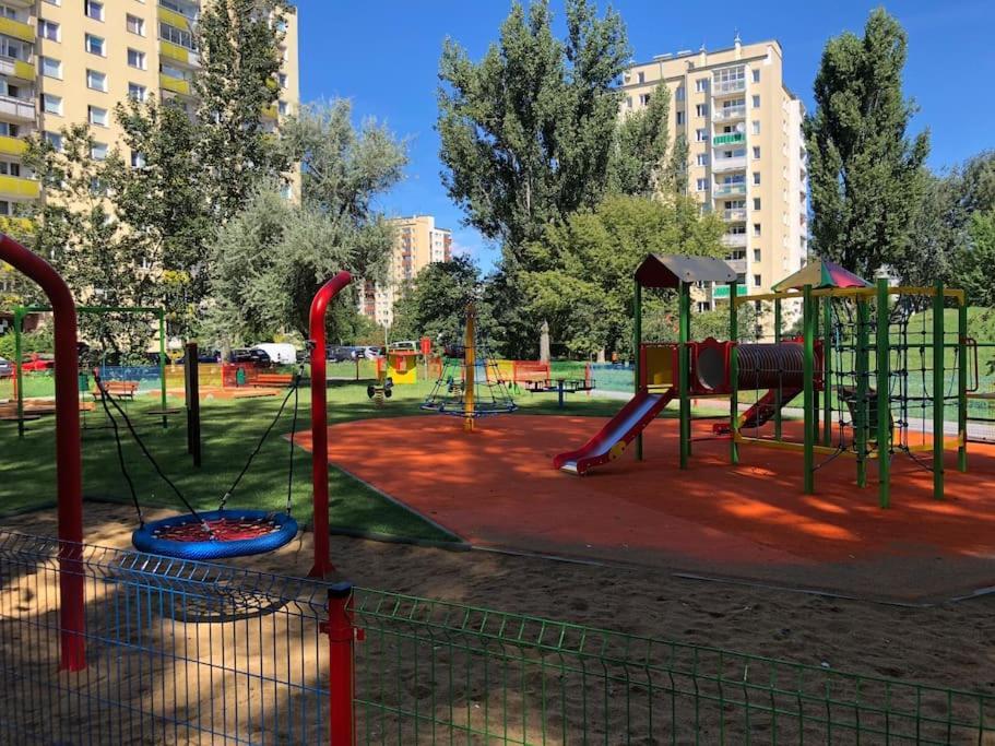 Andersena Modern B - 10 Min Cmkp - 5 Min Metro - 15 Min Center Apartament