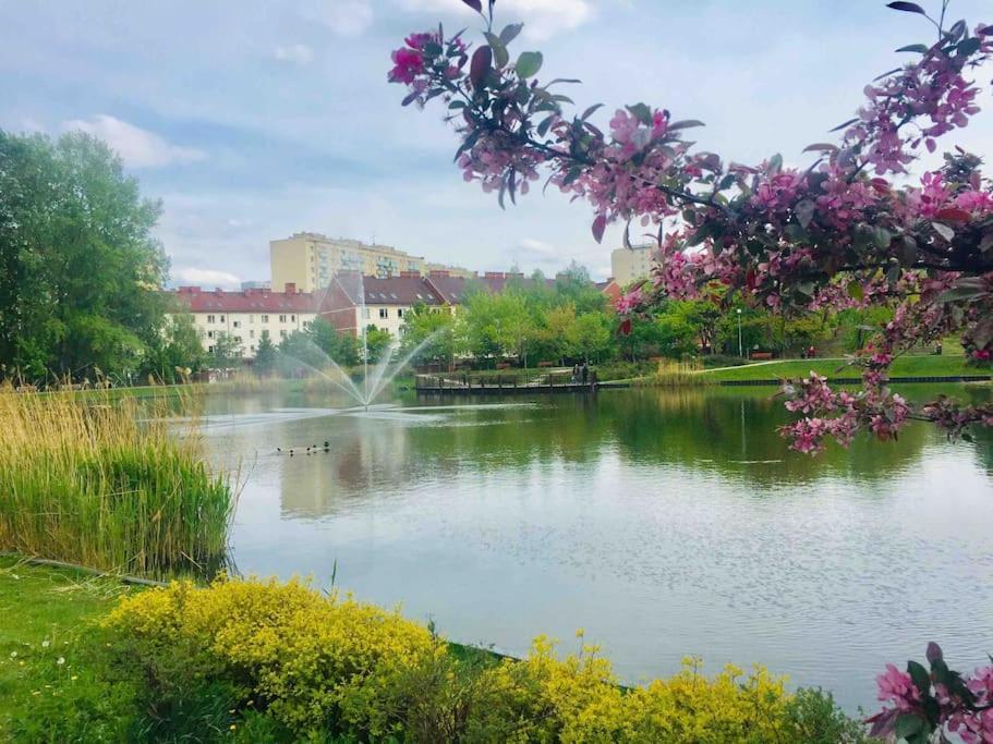 Apartament Andersena Modern B - 10 Min Cmkp - 5 Min Metro - 15 Min Center Warszawa
